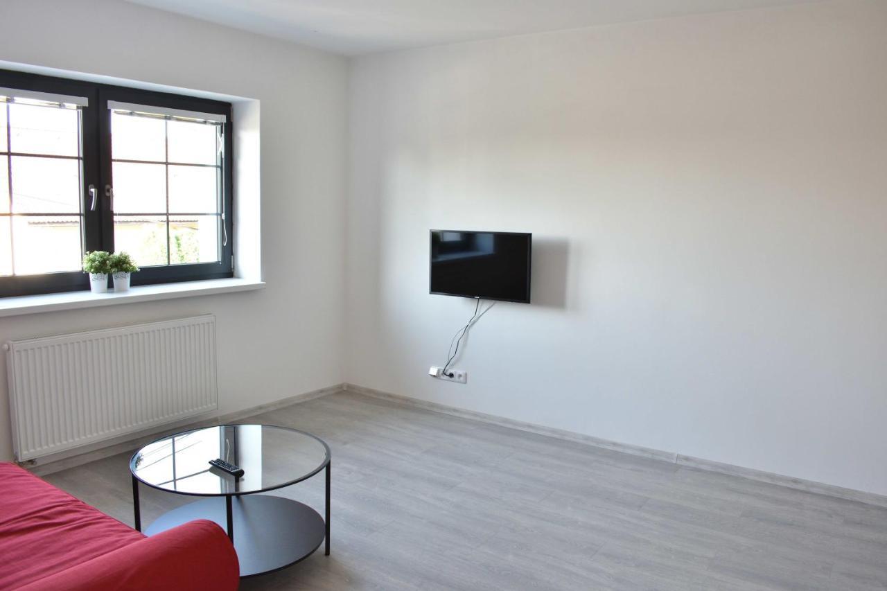 Apartmany U Letiste Pardubice Kültér fotó